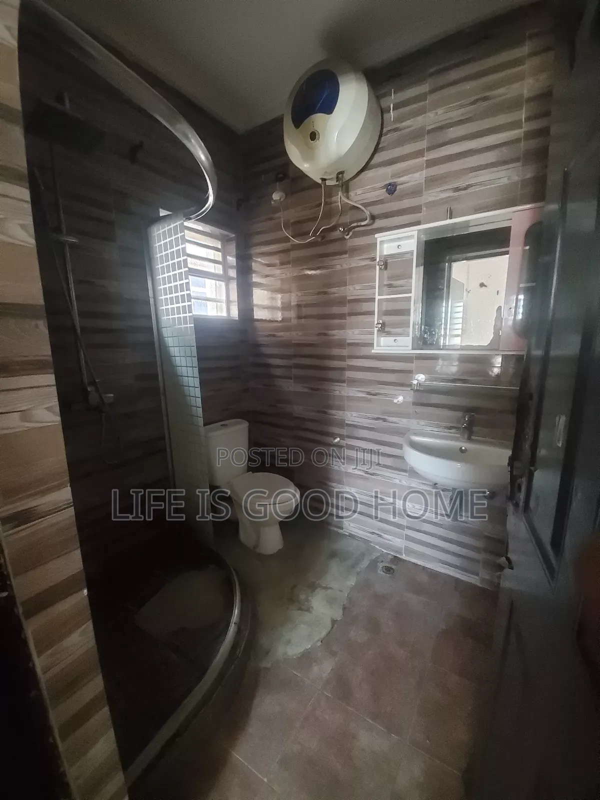 1bdrm Shared Apartment in Conservation Court, Chevron for rent