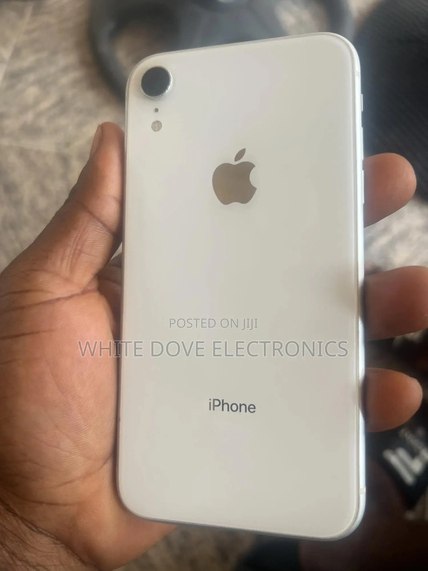 Apple iPhone XR 64 GB White
