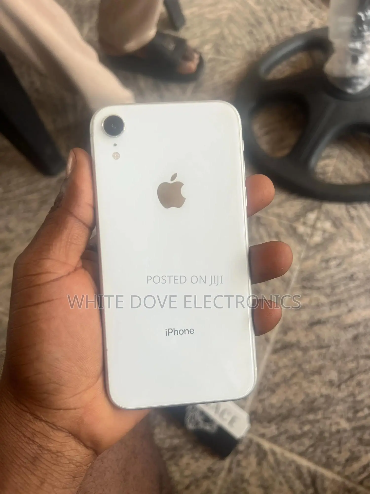Apple iPhone XR 64 GB White