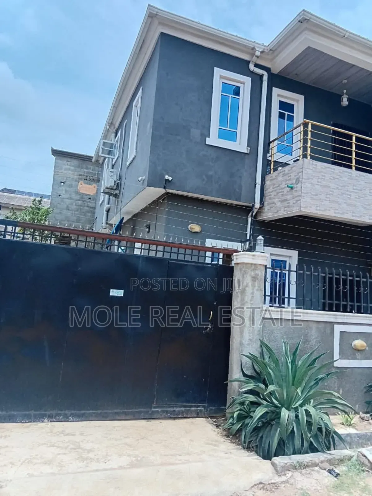 Luxery 3 Bedroom With Miniflat 4 Sale Ikola Command