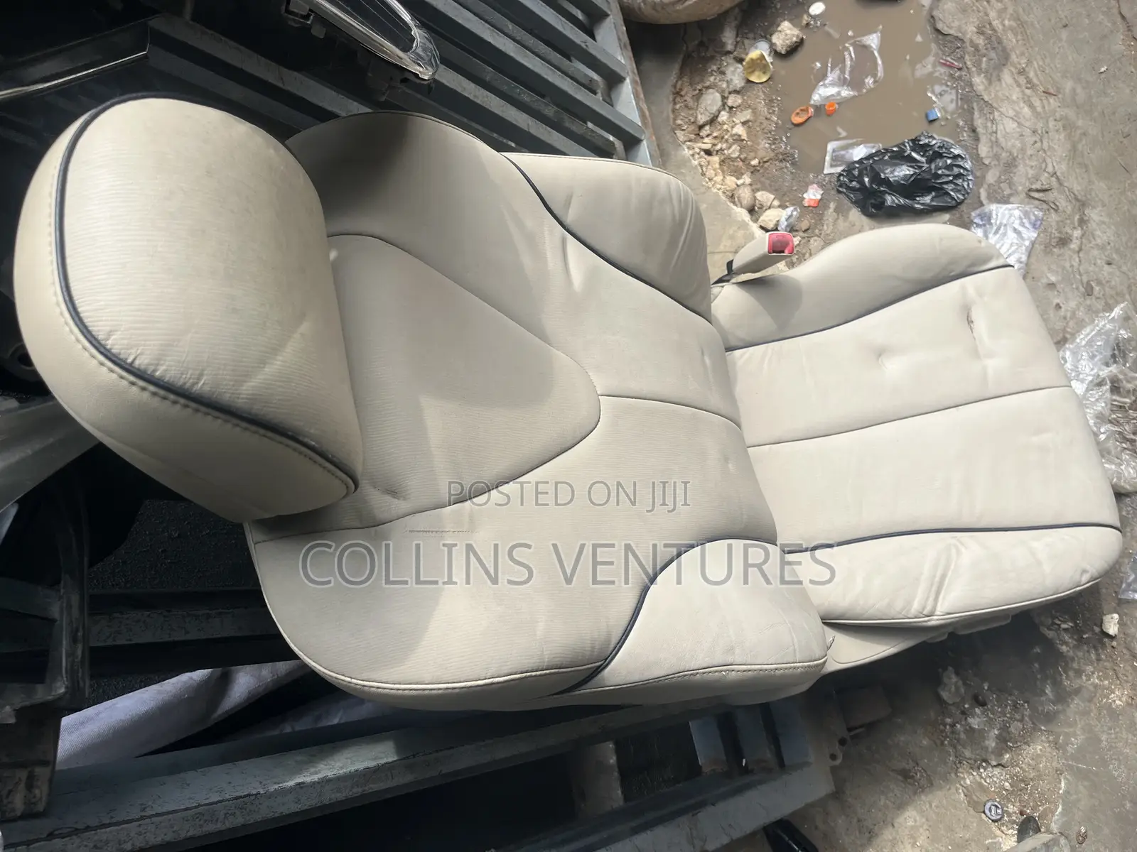 Complete Seat Toyota Venza 2010-15 Cream Color Available
