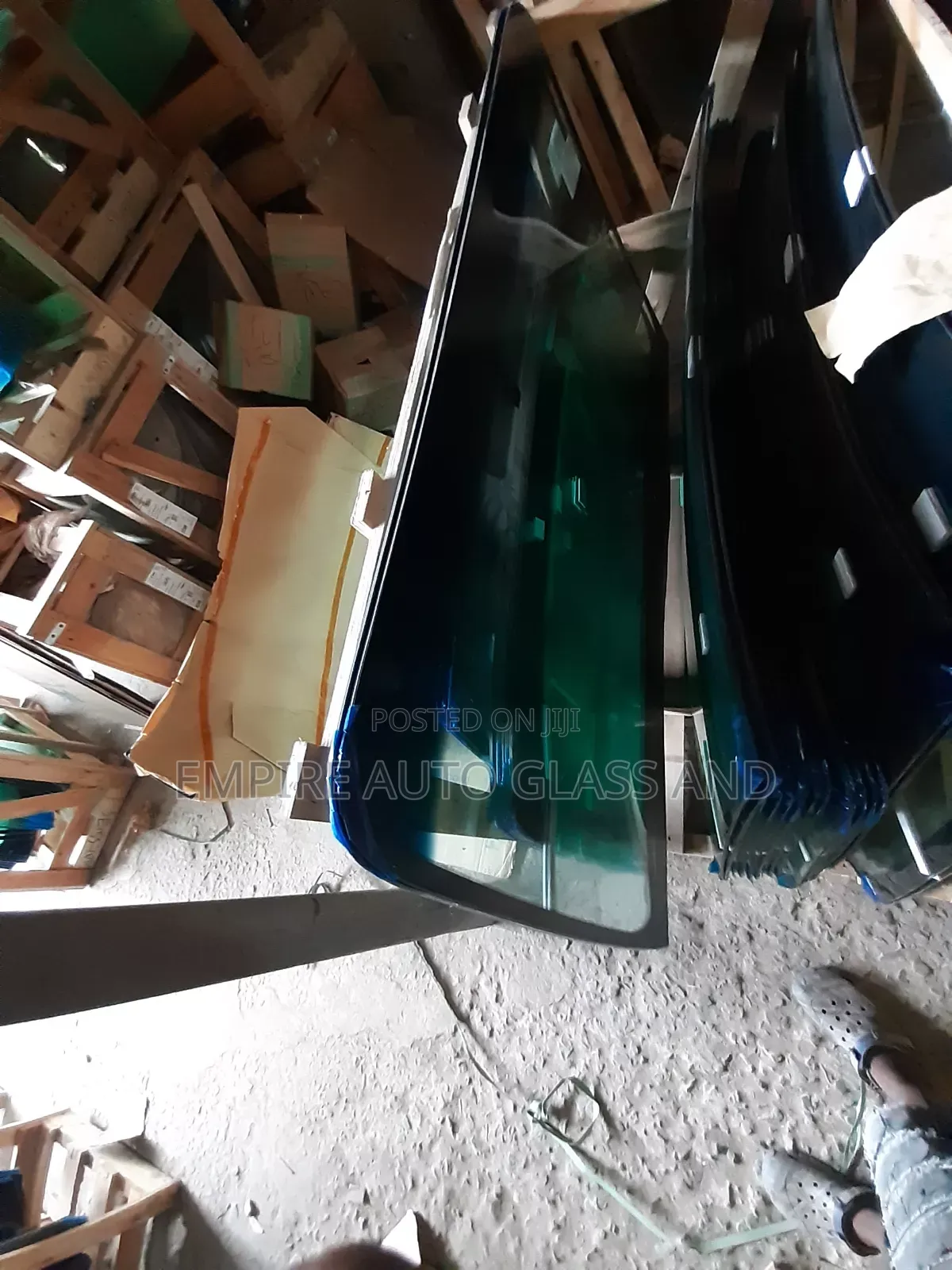 Front Windscreen for Toyota Sienna 2015 Model Available Now