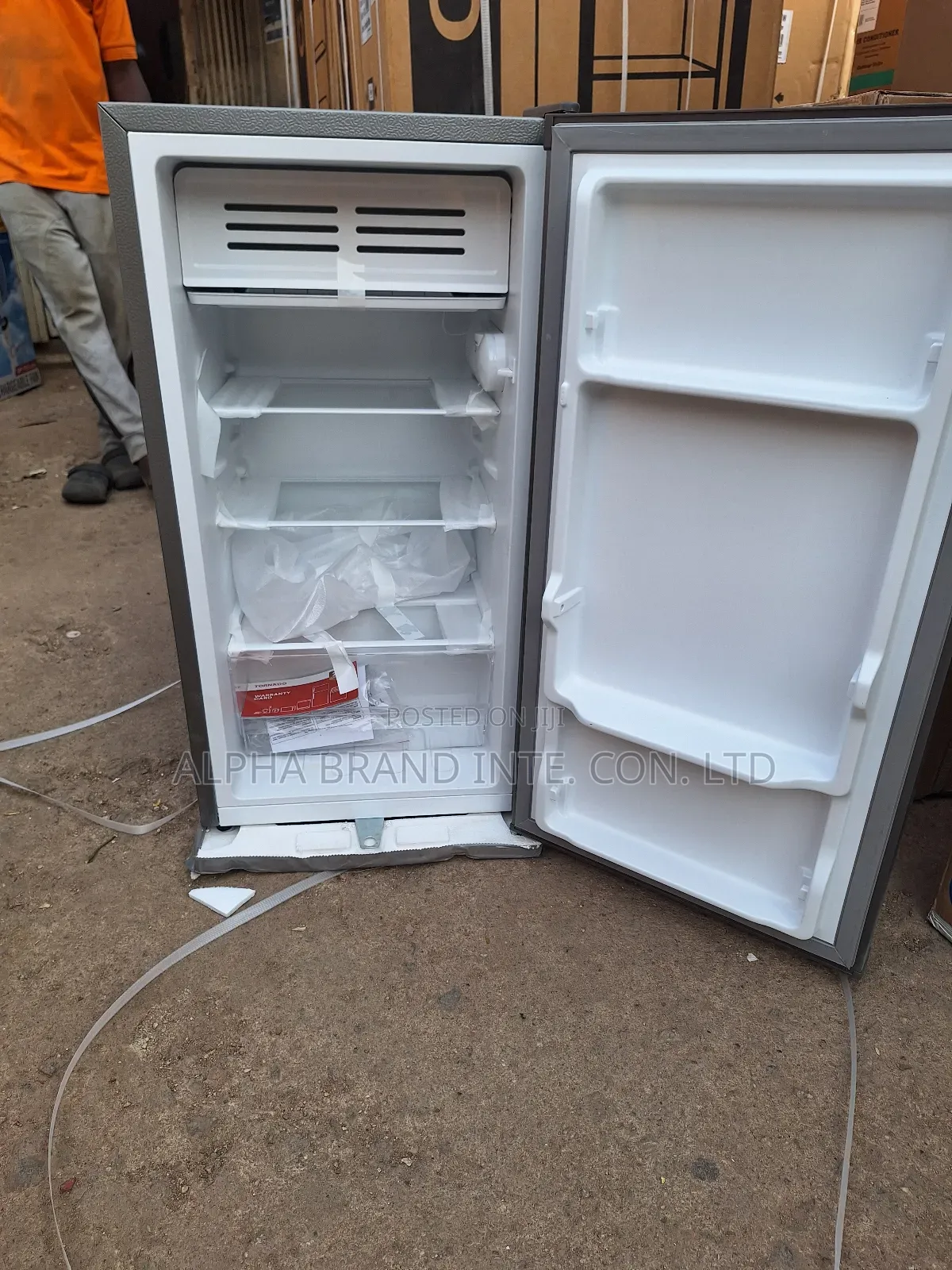 Tornado Table Top Fridge