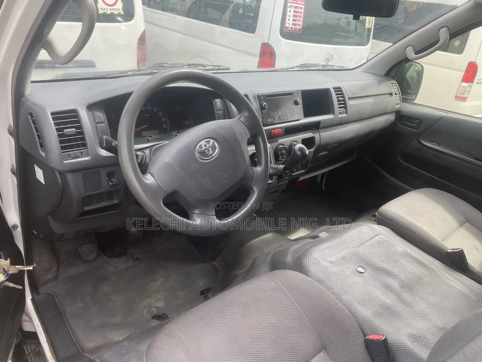 Toyota HiAce 2018 White