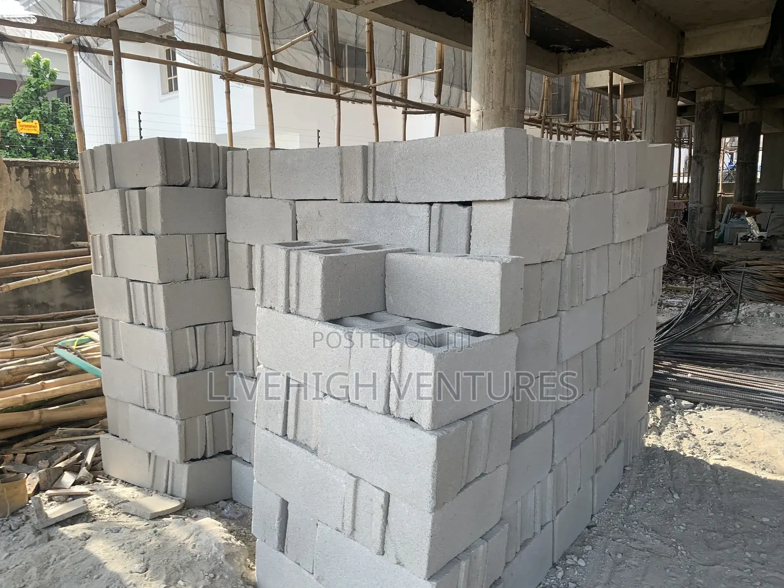 Sharp Vibrated Blocks All Inches
