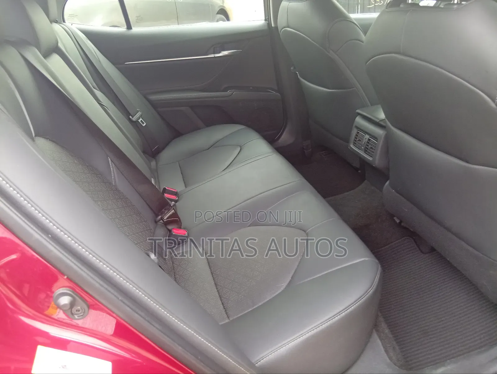 Toyota Camry XSE FWD (2.5L 4cyl 8AM) 2018 Red