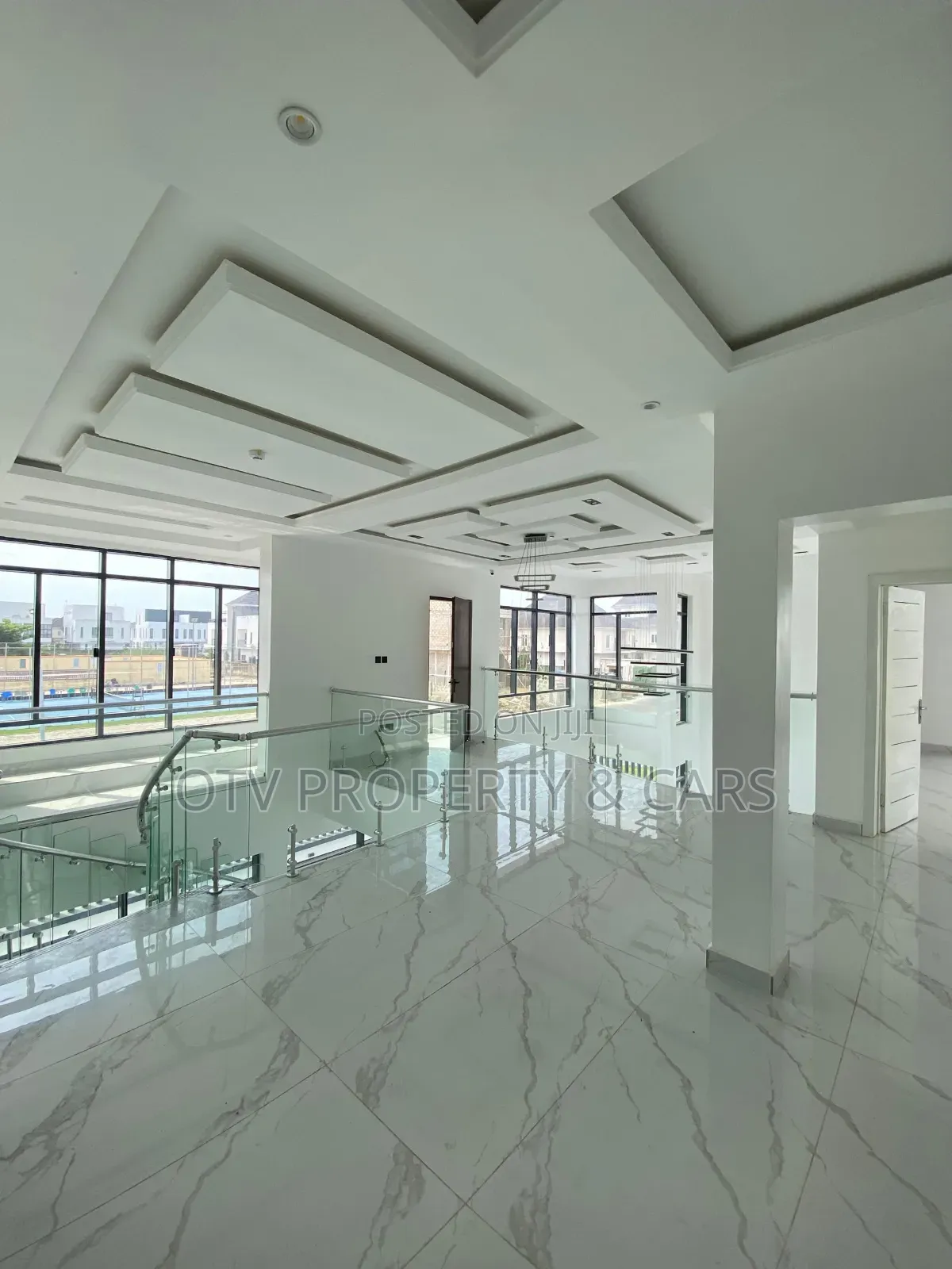 Furnished 5bdrm Duplex in Osapa london for sale
