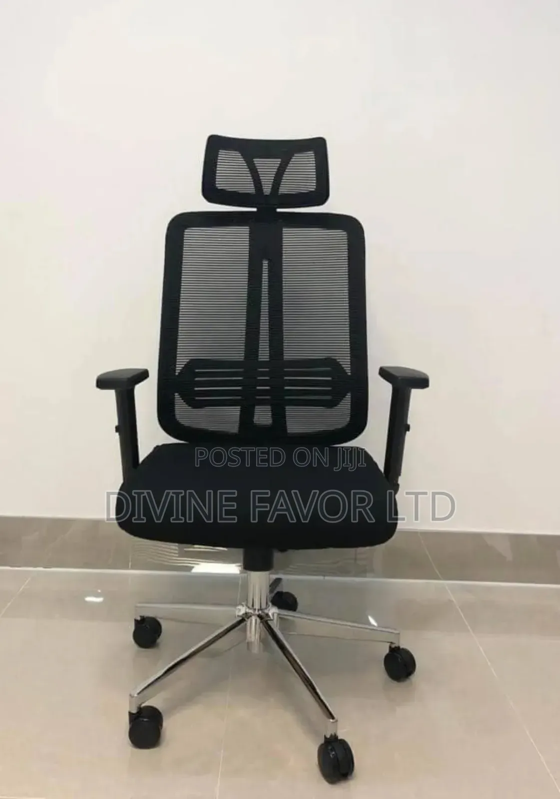 Swivel Office Chair With Headrest