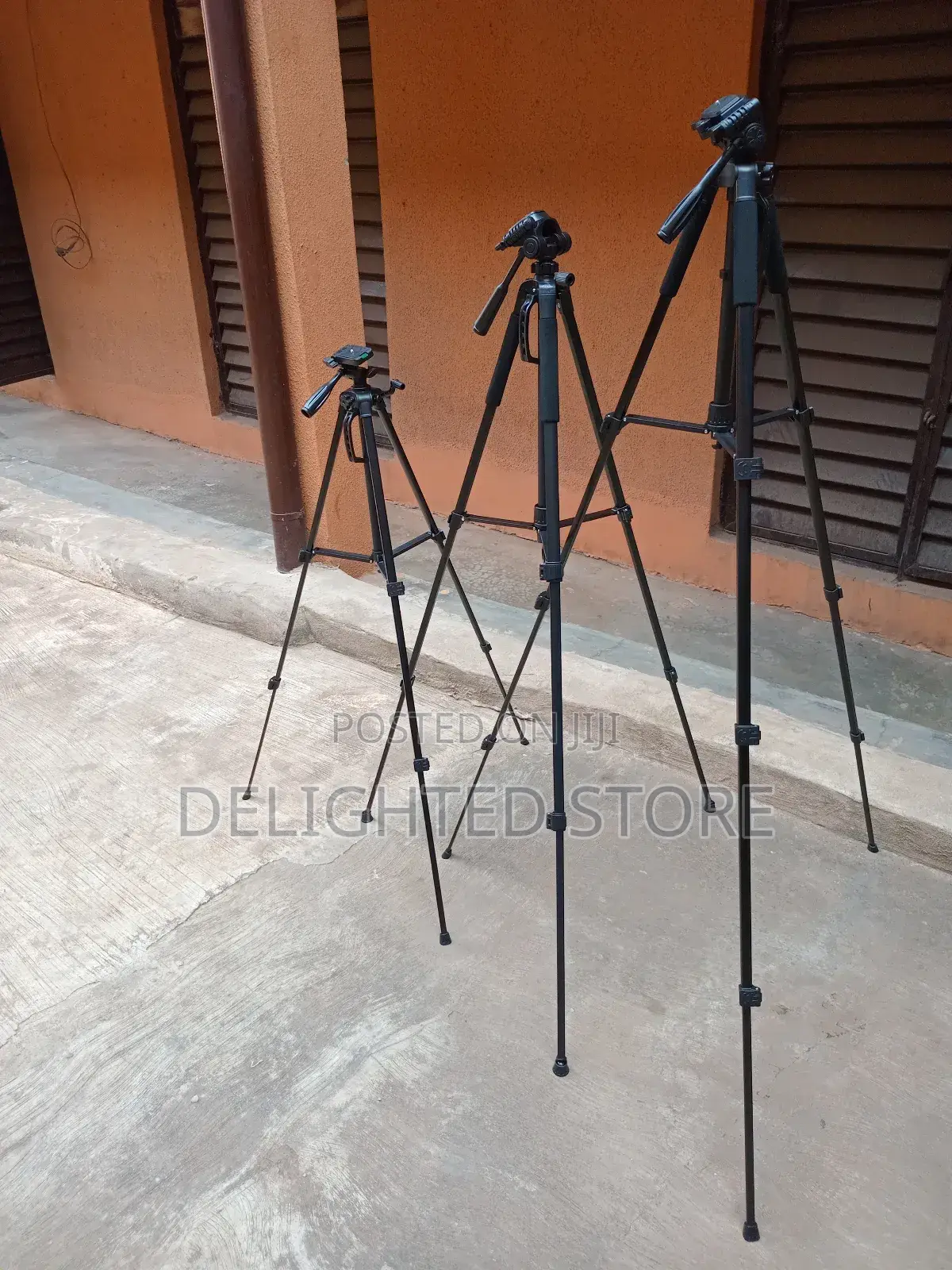 Strong Iron Adjustable Tripod for SLR Camera Phone Holder