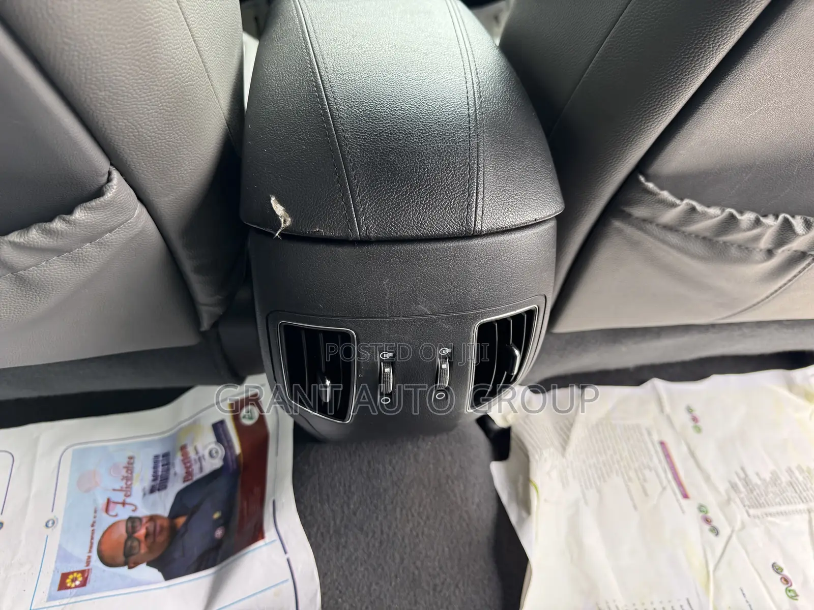 Hyundai Sonata Limited Sedan FWD (2.4L 4cyl 6A) 2011 Silver