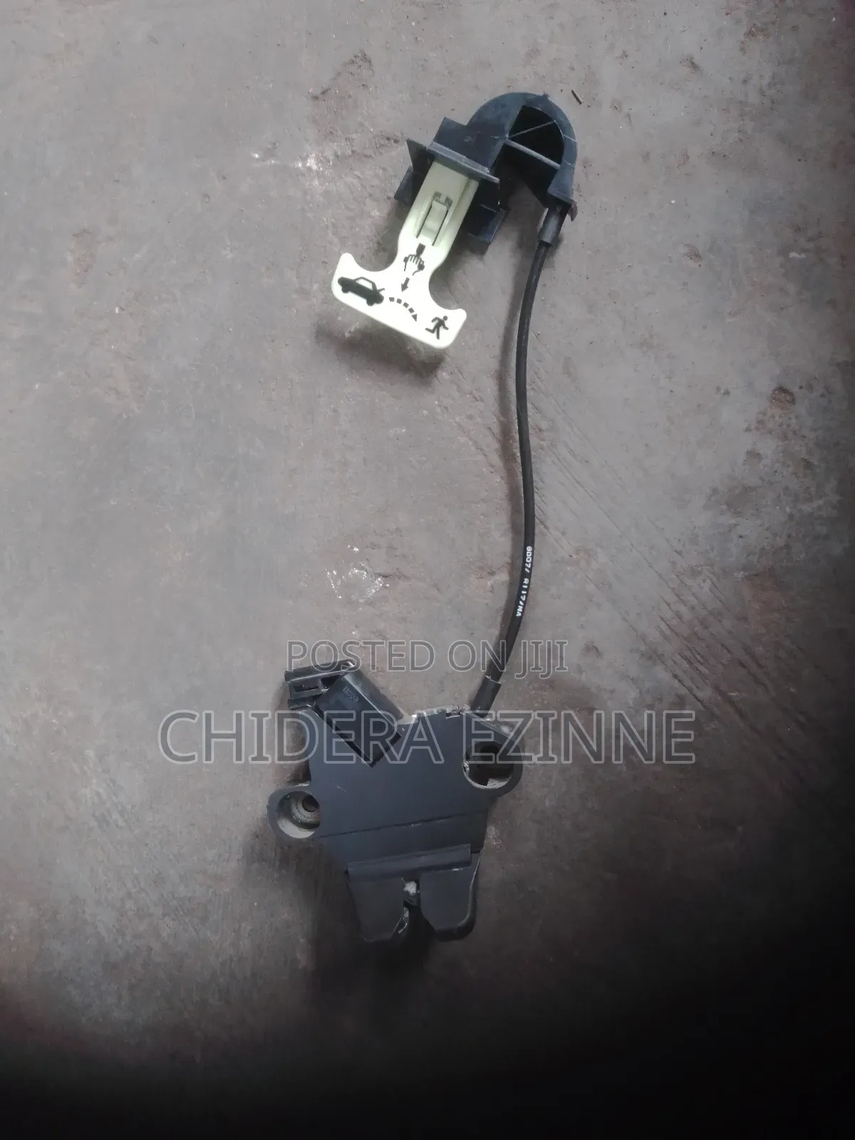 Toyota Corolla 2015 Model Boot Catcher