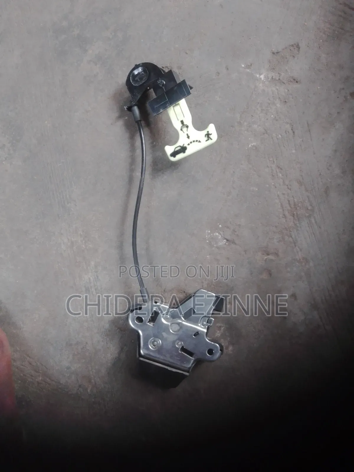 Toyota Corolla 2015 Model Boot Catcher
