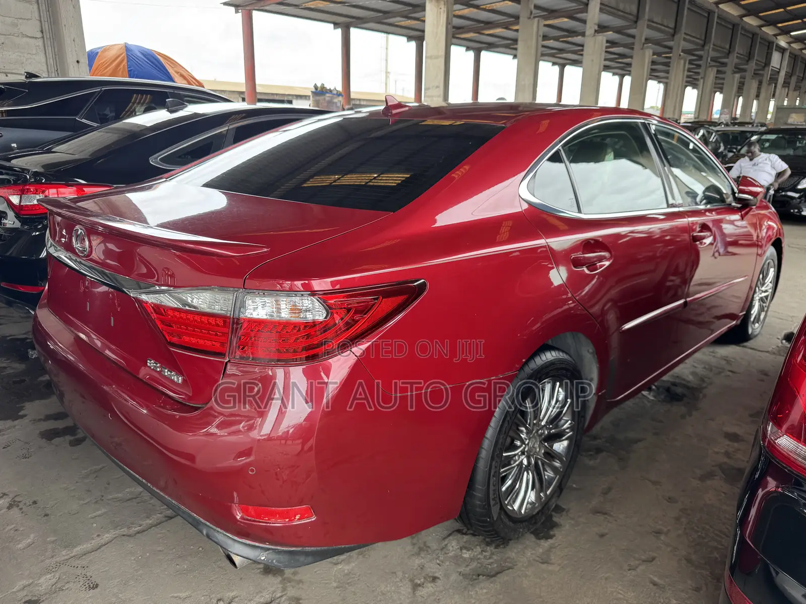 Lexus ES 350 FWD 2014 Red