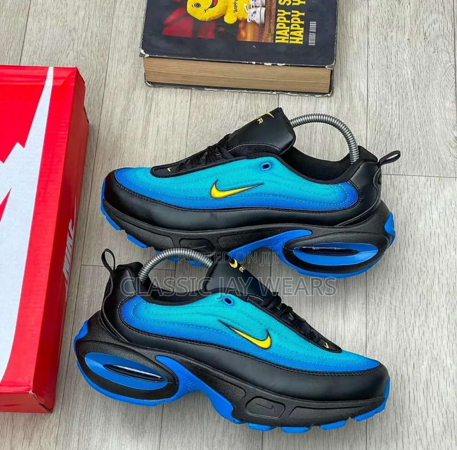 New Latest 3 Color Nike Sneakers Trending