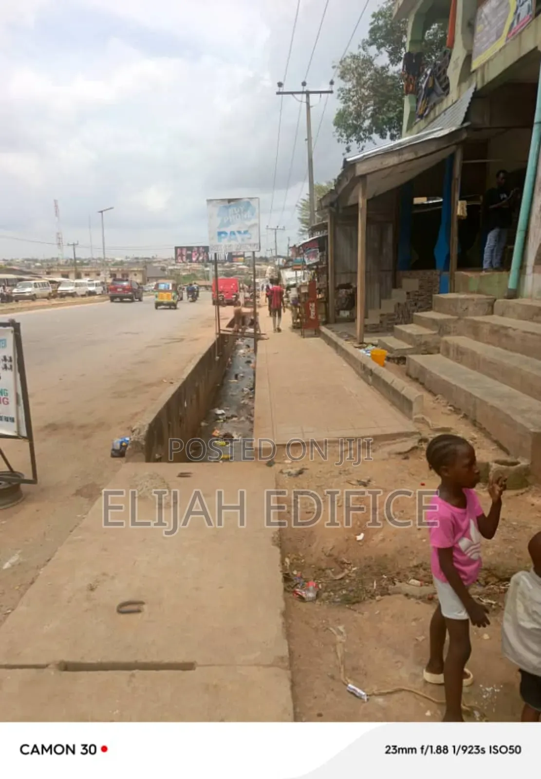 20bdrm Block of Flats in Toll Gate, Ifako-Ijaiye for sale