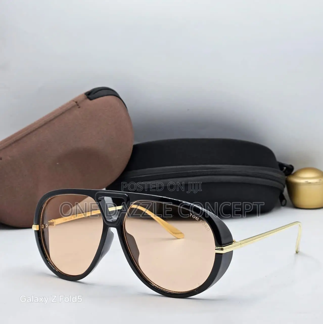 Female Tomford Eyewear