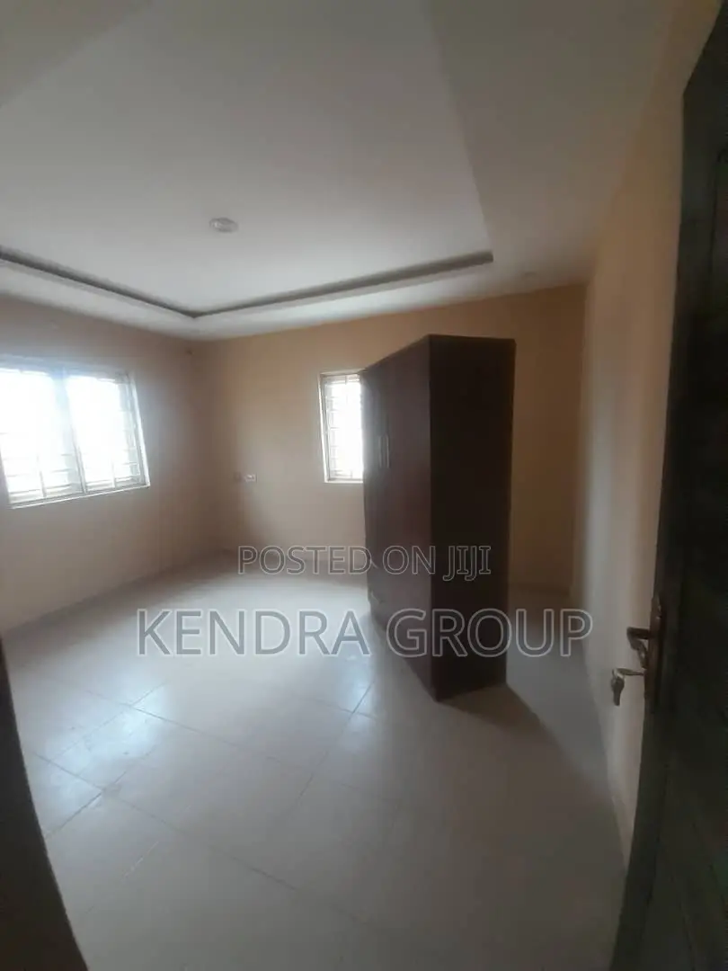 Furnished 3bdrm Block of Flats in Oreyo, Igbogbo for rent