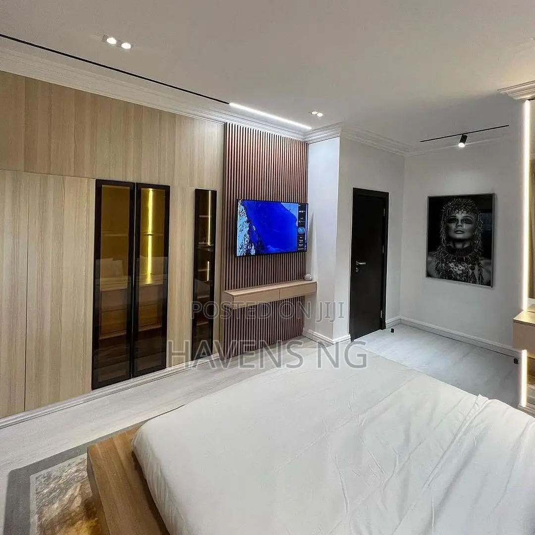 Furnished One-Bedroom Penthouse Shortlet Available.