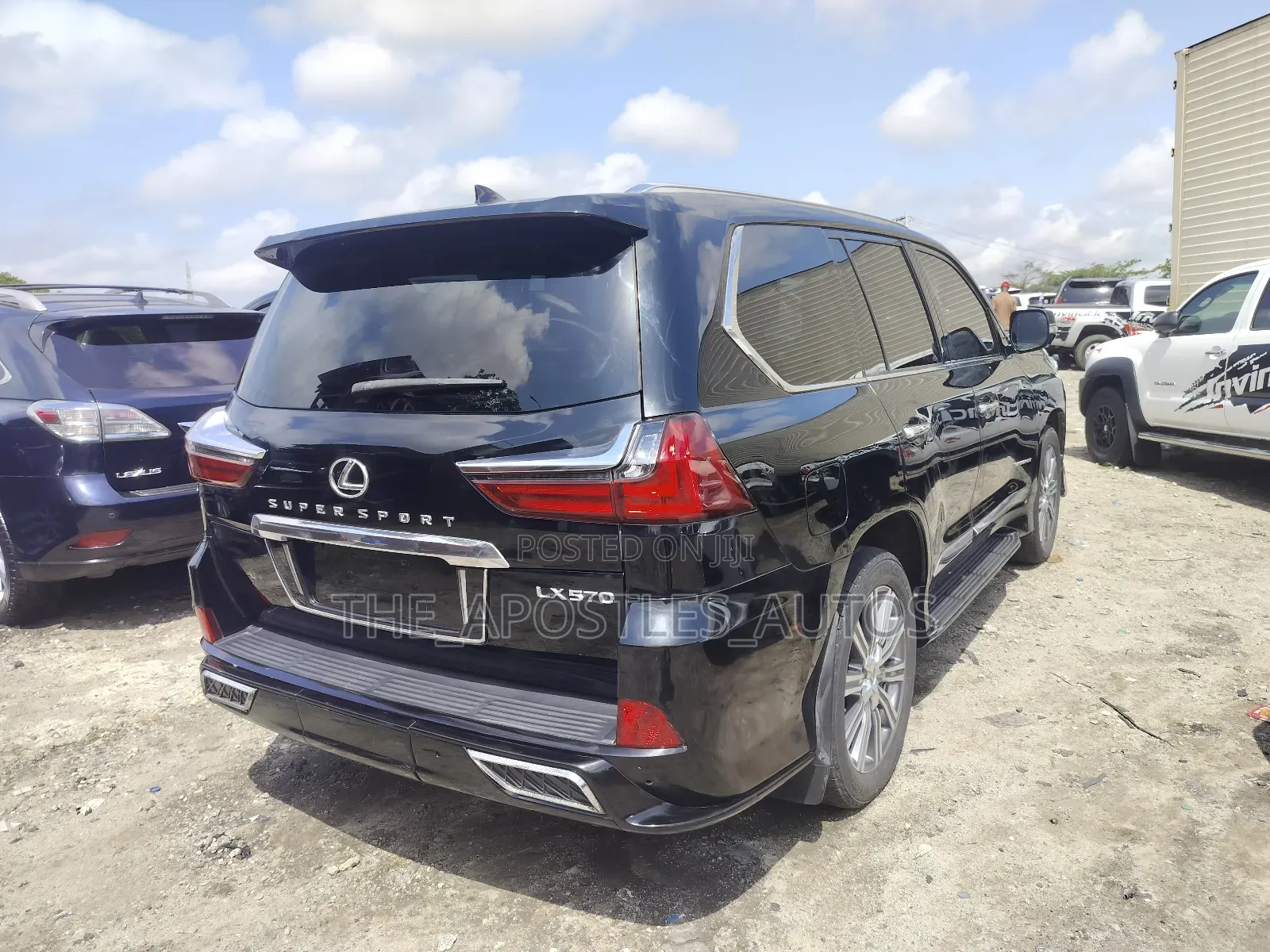 Lexus LX 570 (5 seats) AWD 2018 Black