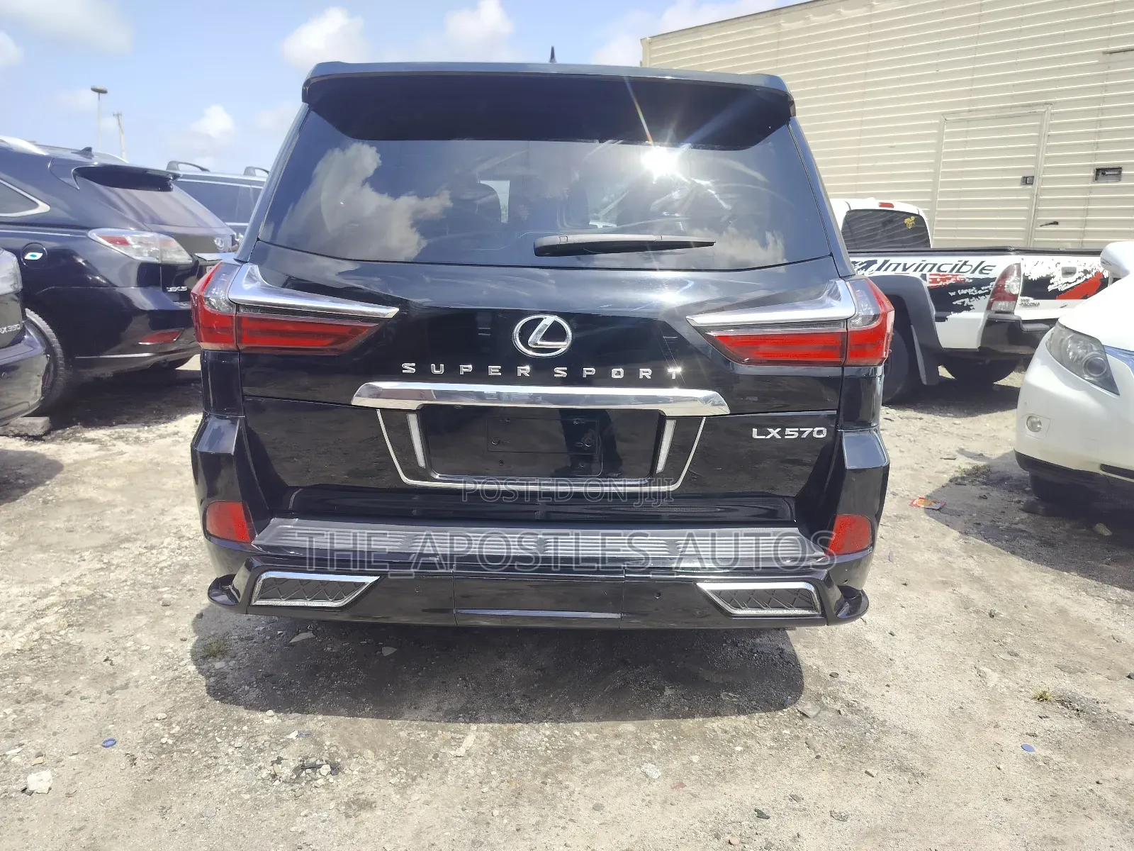 Lexus LX 570 (5 seats) AWD 2017 Black
