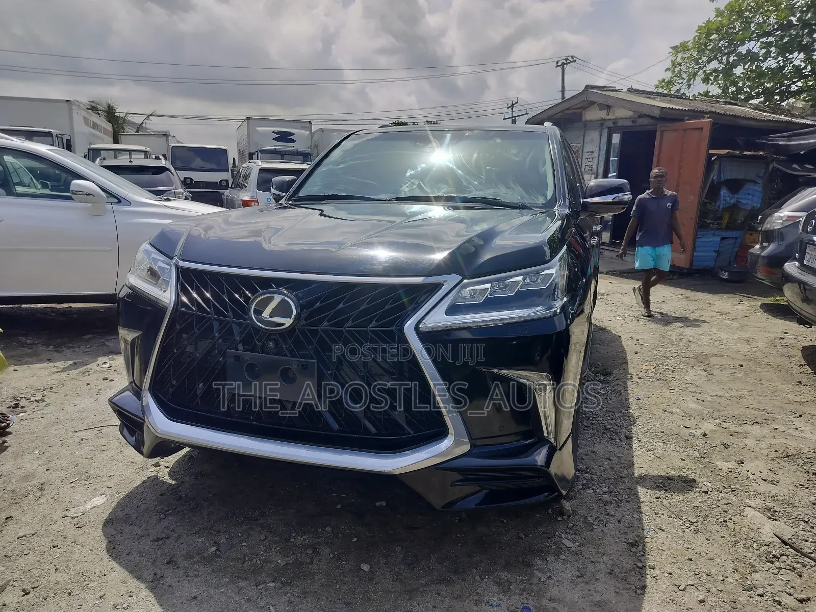 Lexus LX 570 (5 seats) AWD 2017 Black