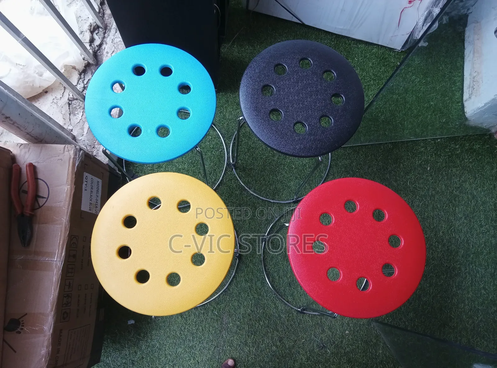 Modern High Bar Stool (Durable Stylish)