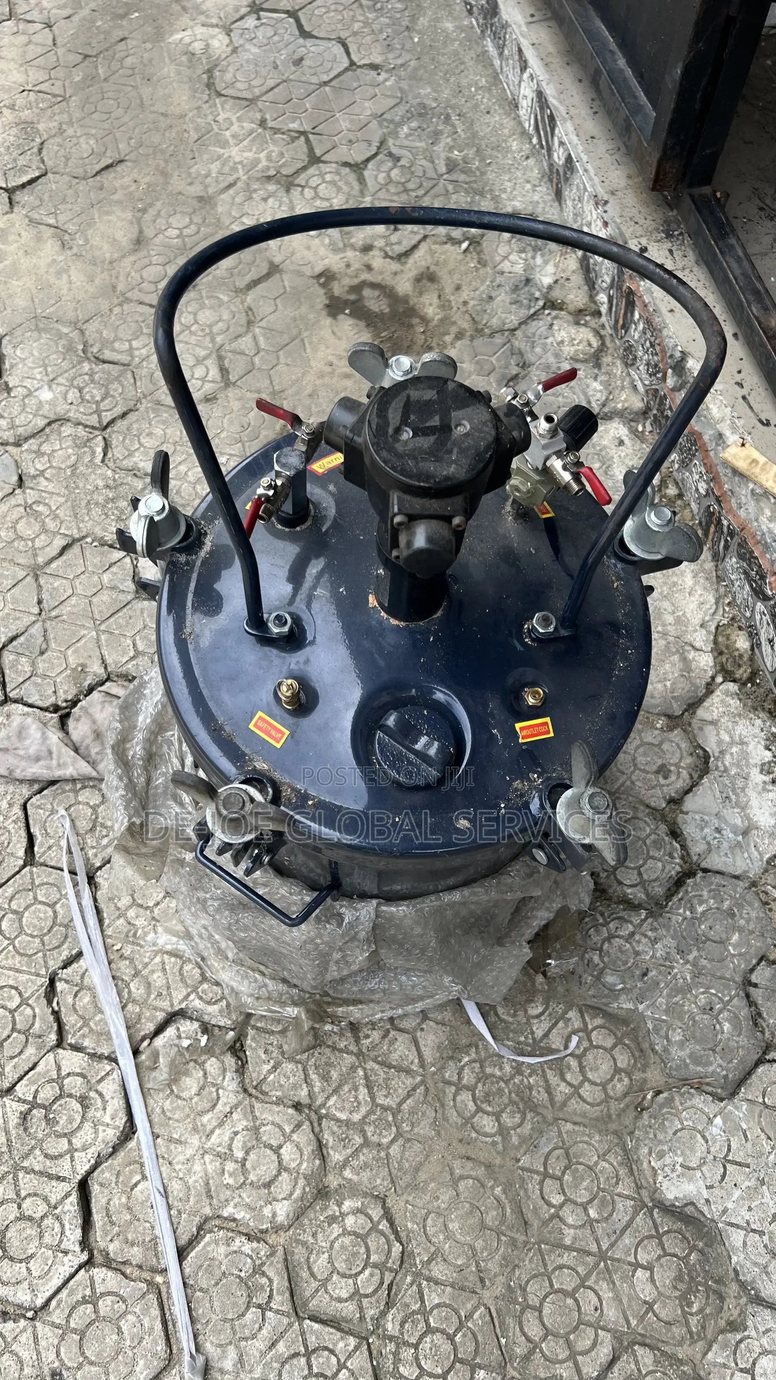 Conventional Air Spray Painting Pressure Pots 40ltrs