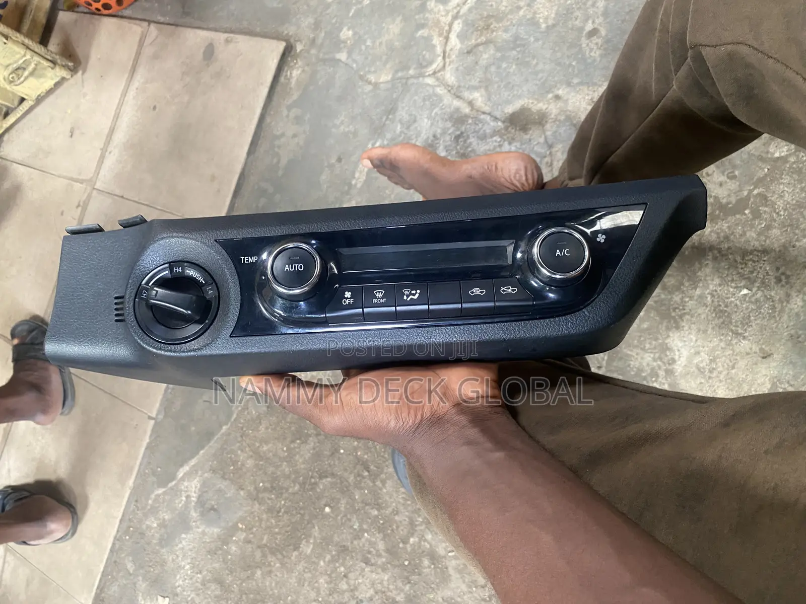 Toyota Hilux 2020 Power Window Button