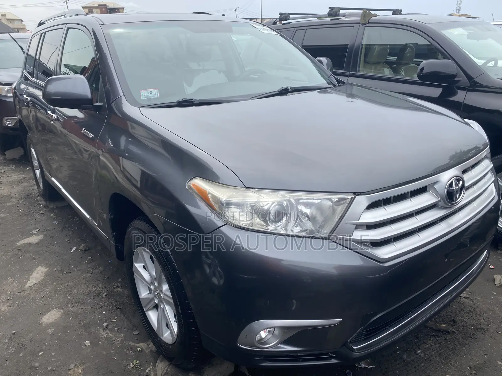 Toyota Highlander Limited 2012 Gray