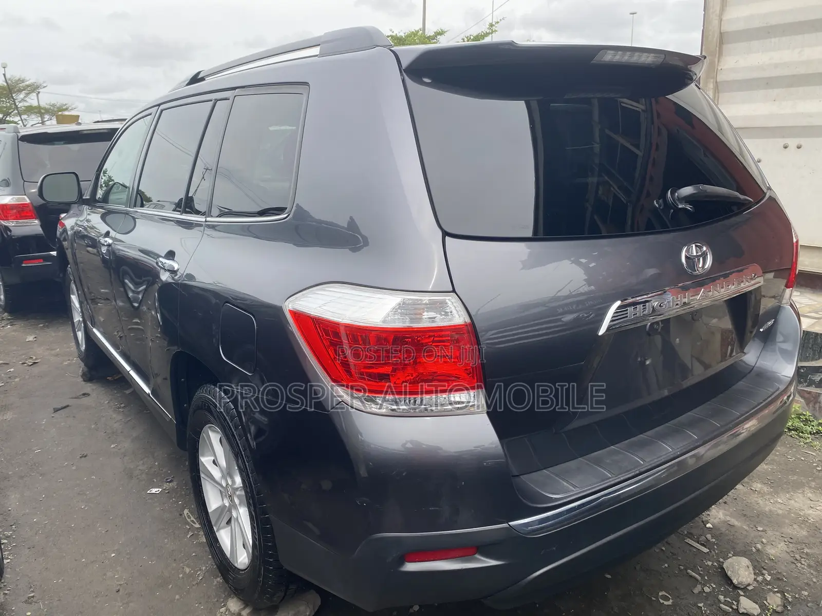 Toyota Highlander Limited 2012 Gray