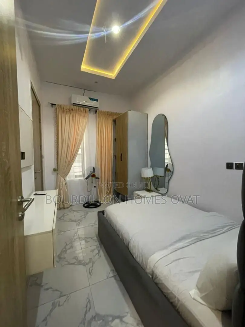 Furnished 3bdrm Duplex in Lekki for sale