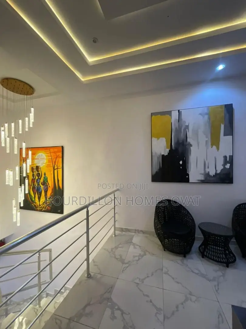 Furnished 3bdrm Duplex in Lekki for sale