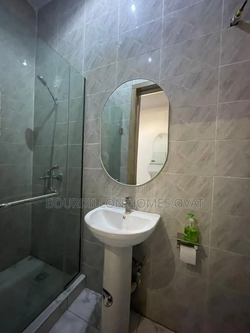 Furnished 3bdrm Duplex in Lekki for sale