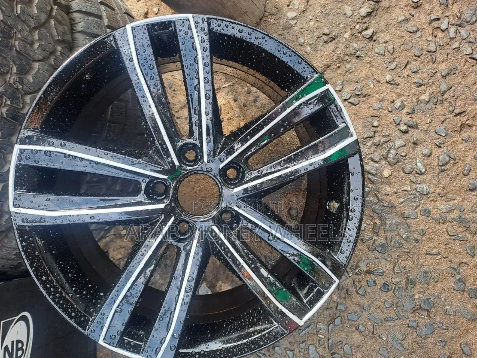 Good Quality Pure Black Alloyd Wheels 17 Inch