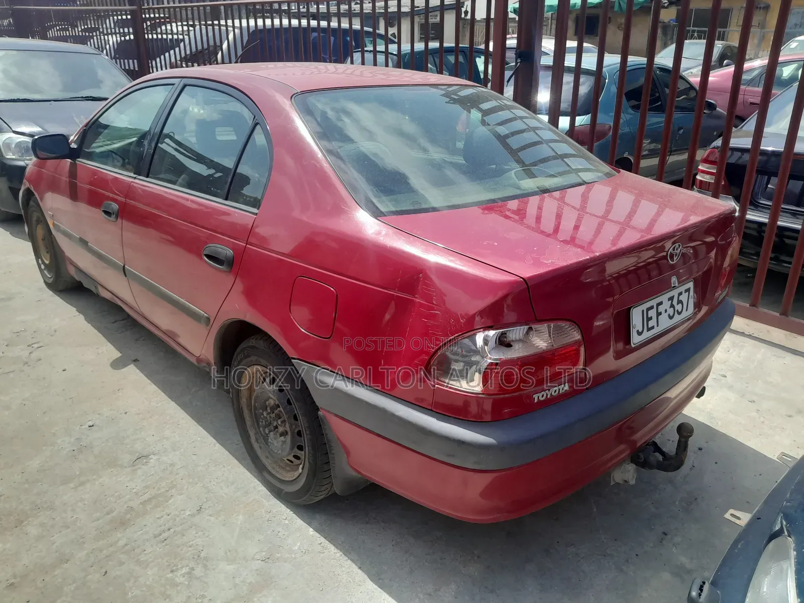Toyota Avensis 1.8 C 2005 Red