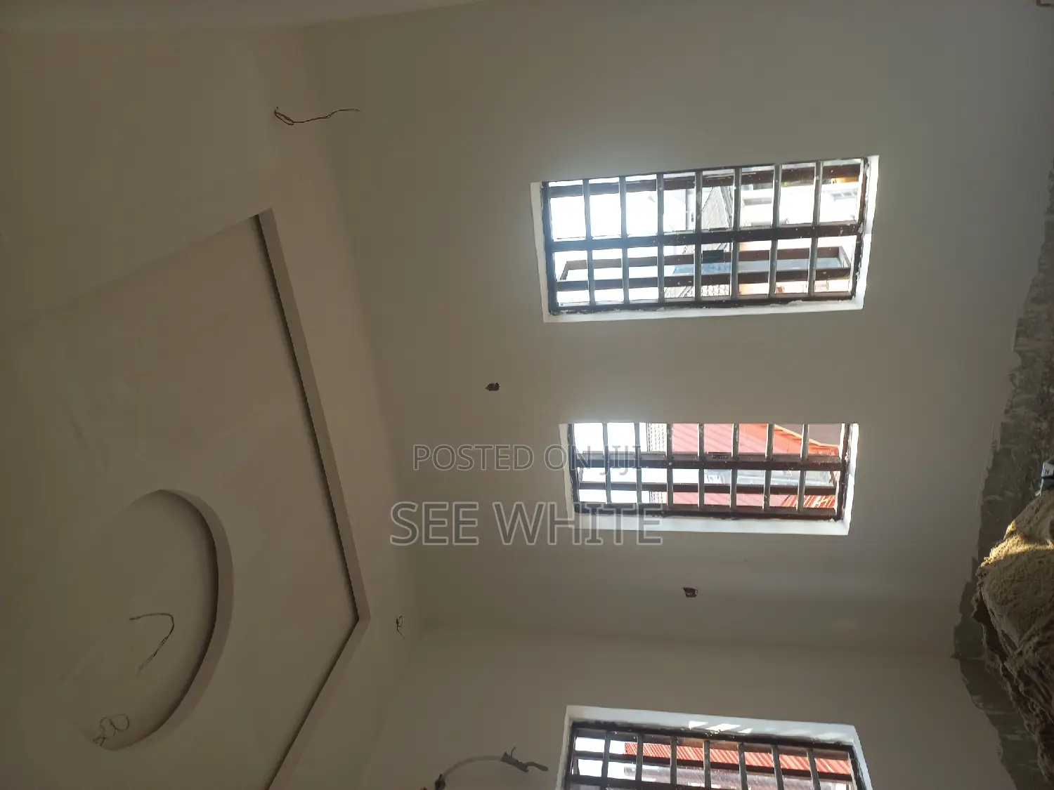 Furnished 4bdrm Duplex in Satellite Town for rent