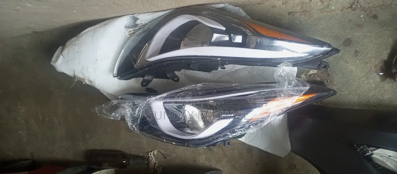 Hyundai Elantra Headlights Set 2014
