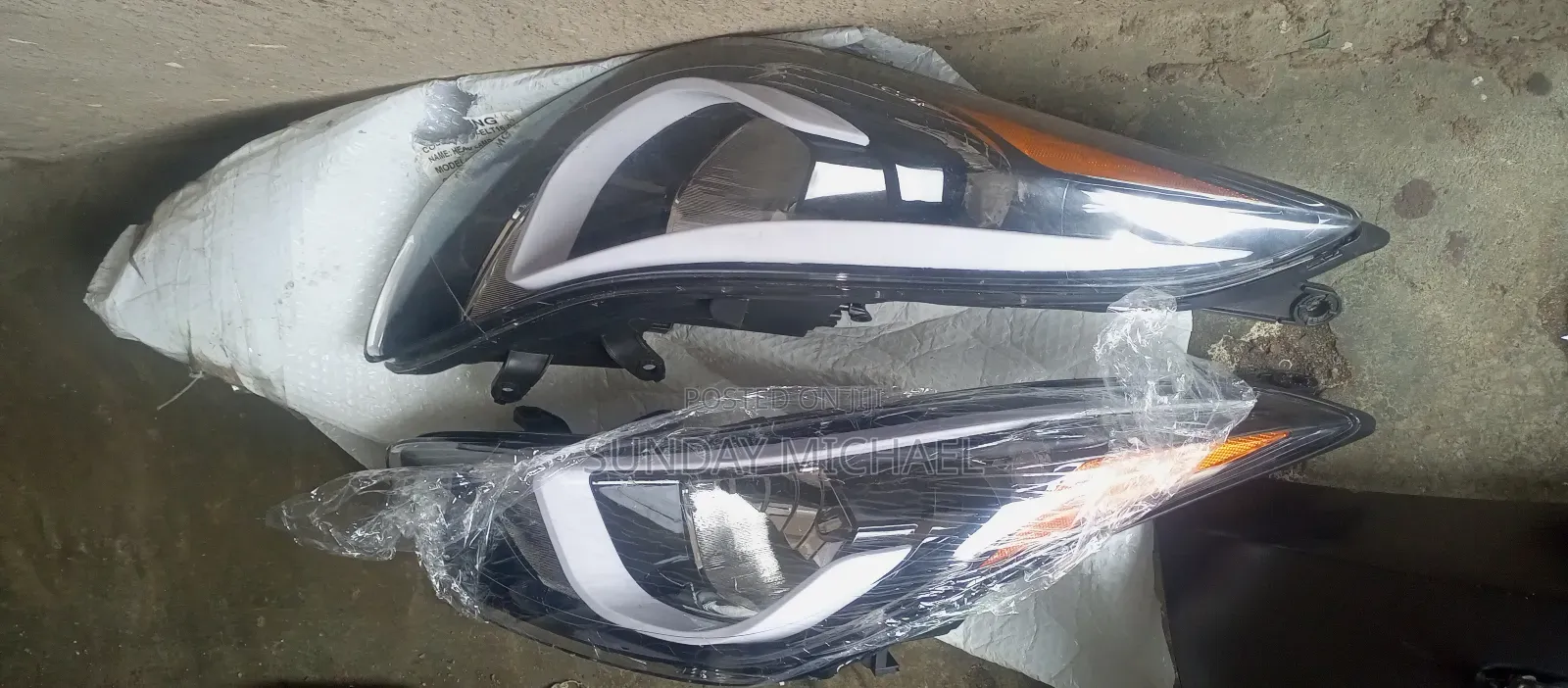 Hyundai Elantra Headlights Set 2014