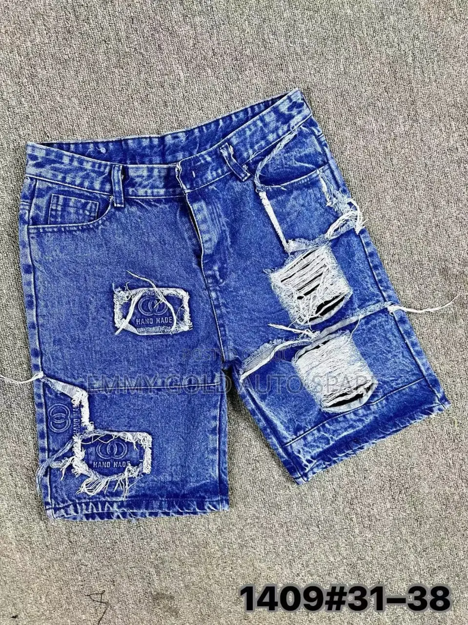 Short Jeans and Baggy Available