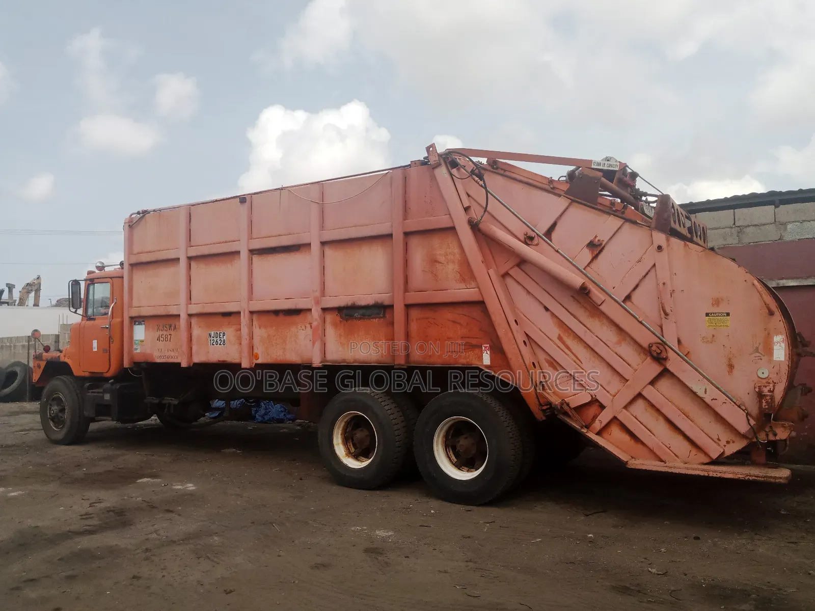 Mark Waste Management Truck