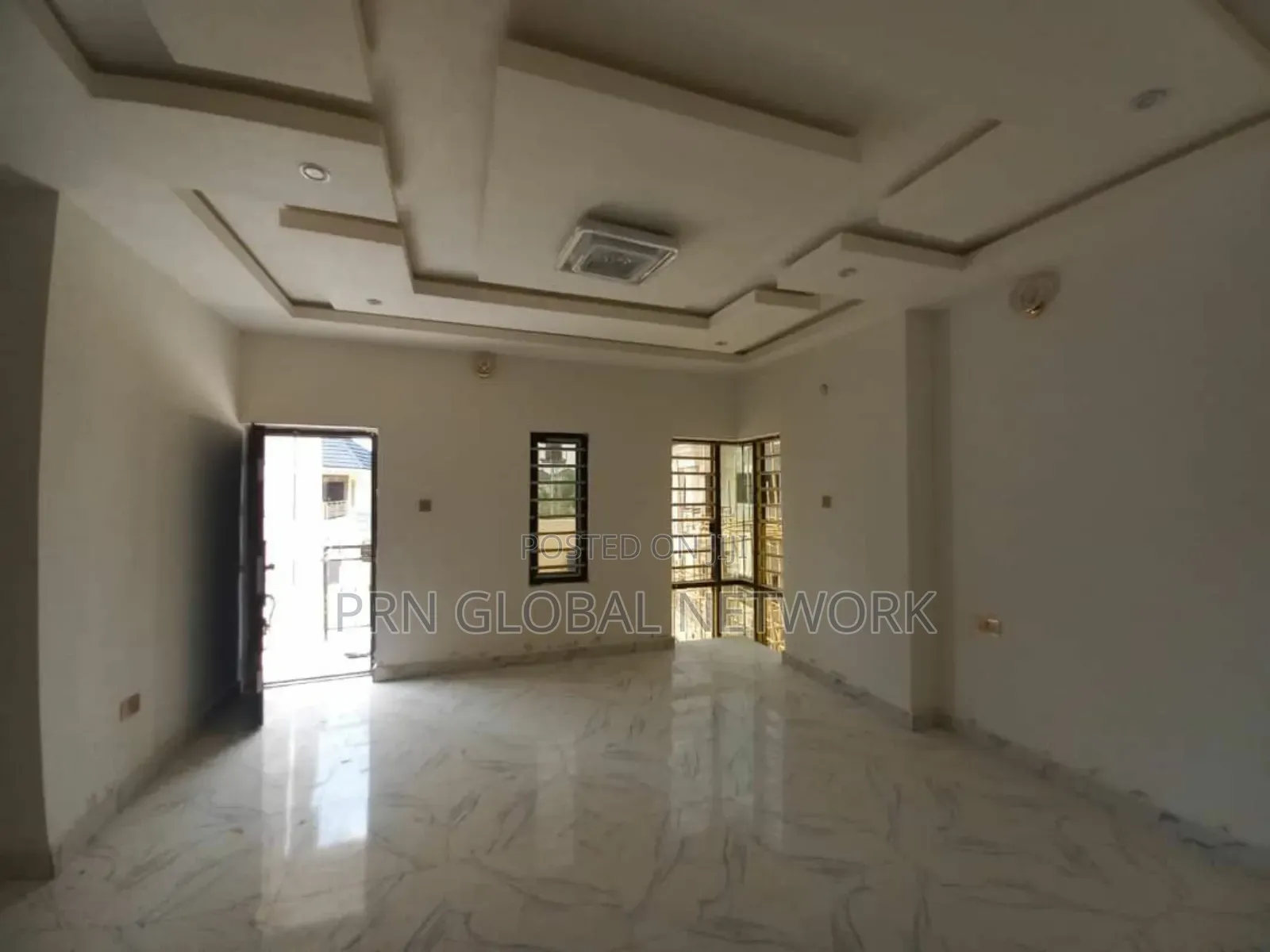 4bdrm Duplex in Human Race, Owerri for sale
