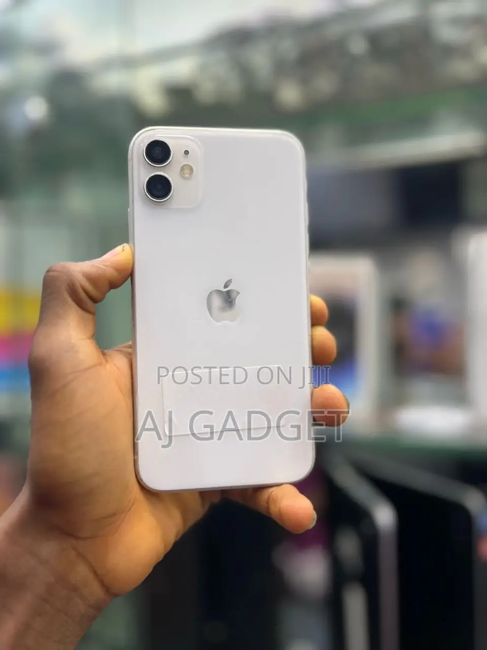Apple iPhone 11 64 GB White