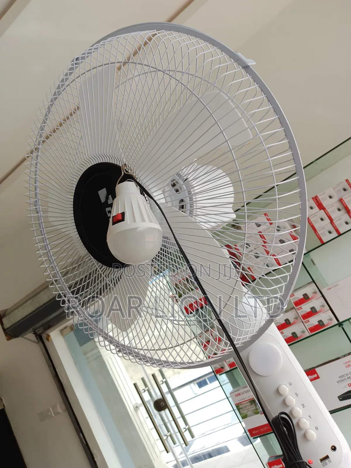 Solar Rechargeable Fan With Panel 16inches