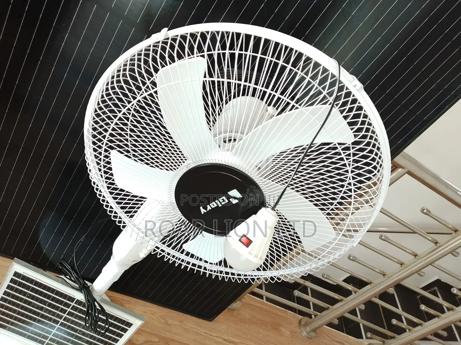 Solar Rechargeable Fan With Panel 16inches