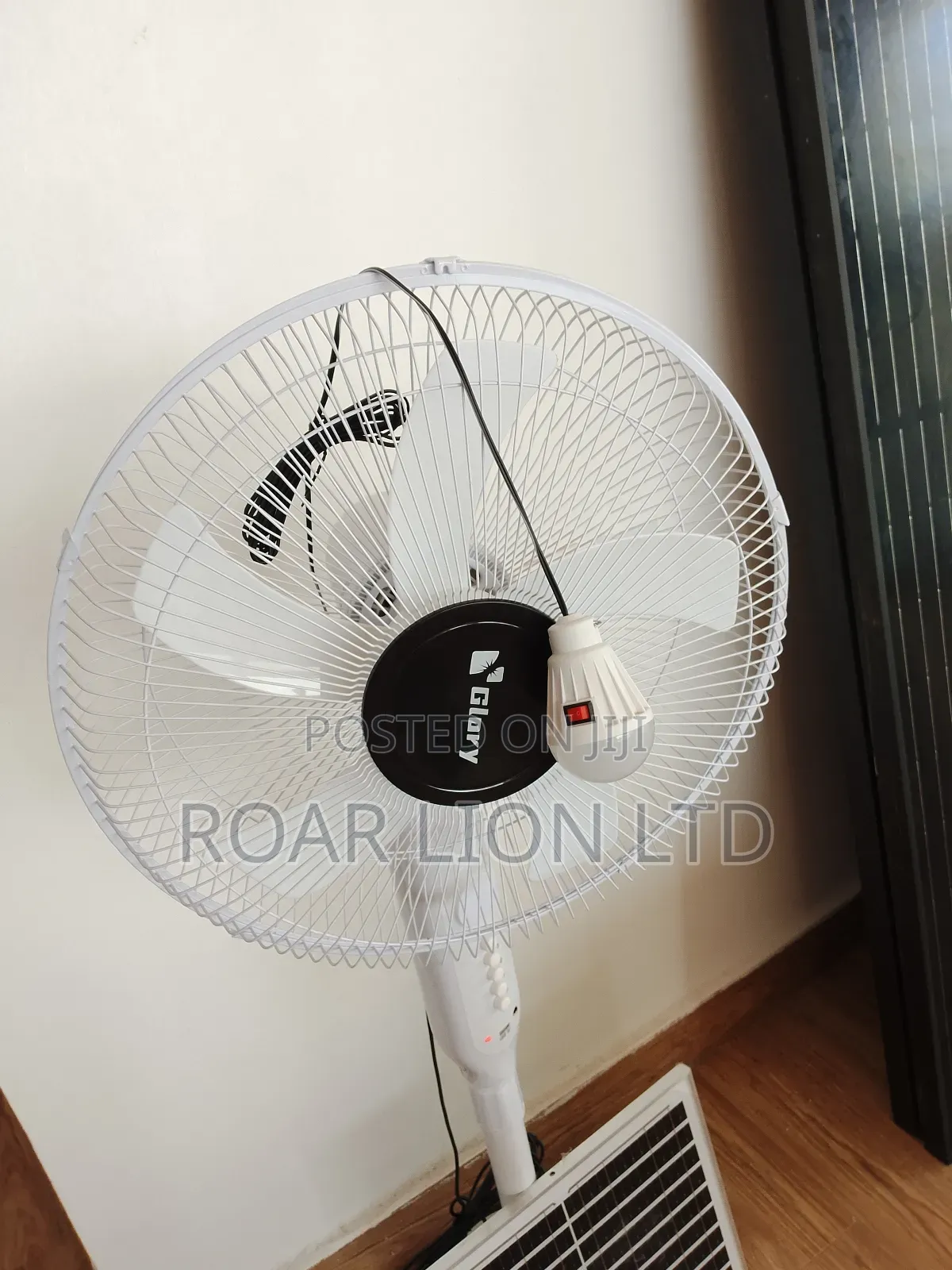 Solar Rechargeable Fan With Panel 16inches