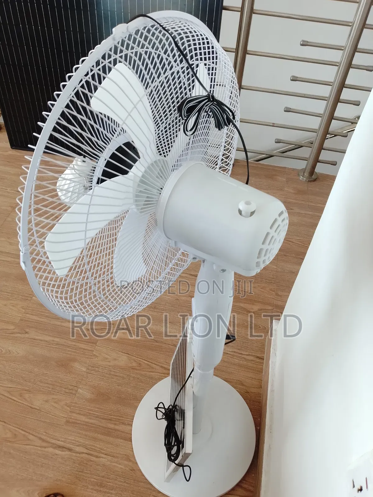 Solar Rechargeable Fan 16inches