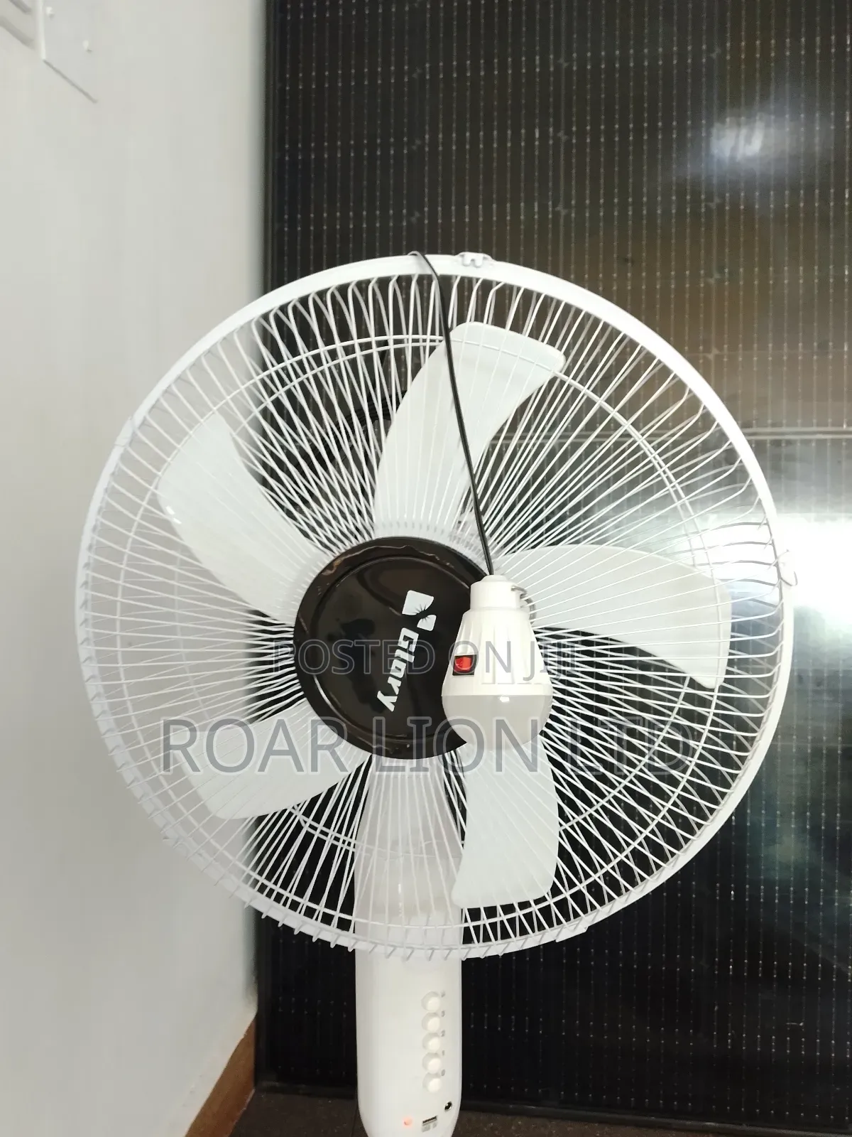 Solar Rechargeable Fan With Panel 16inches