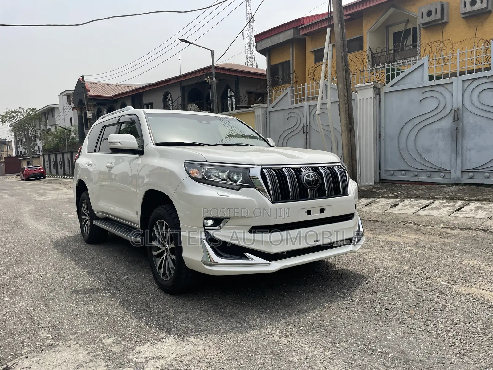 Toyota Land Cruiser Prado 2023 White