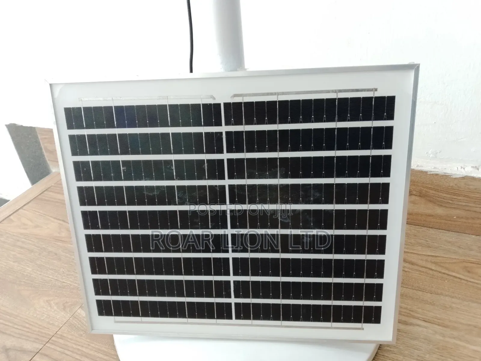 16inches Solar Rechargeable Fan With Panel