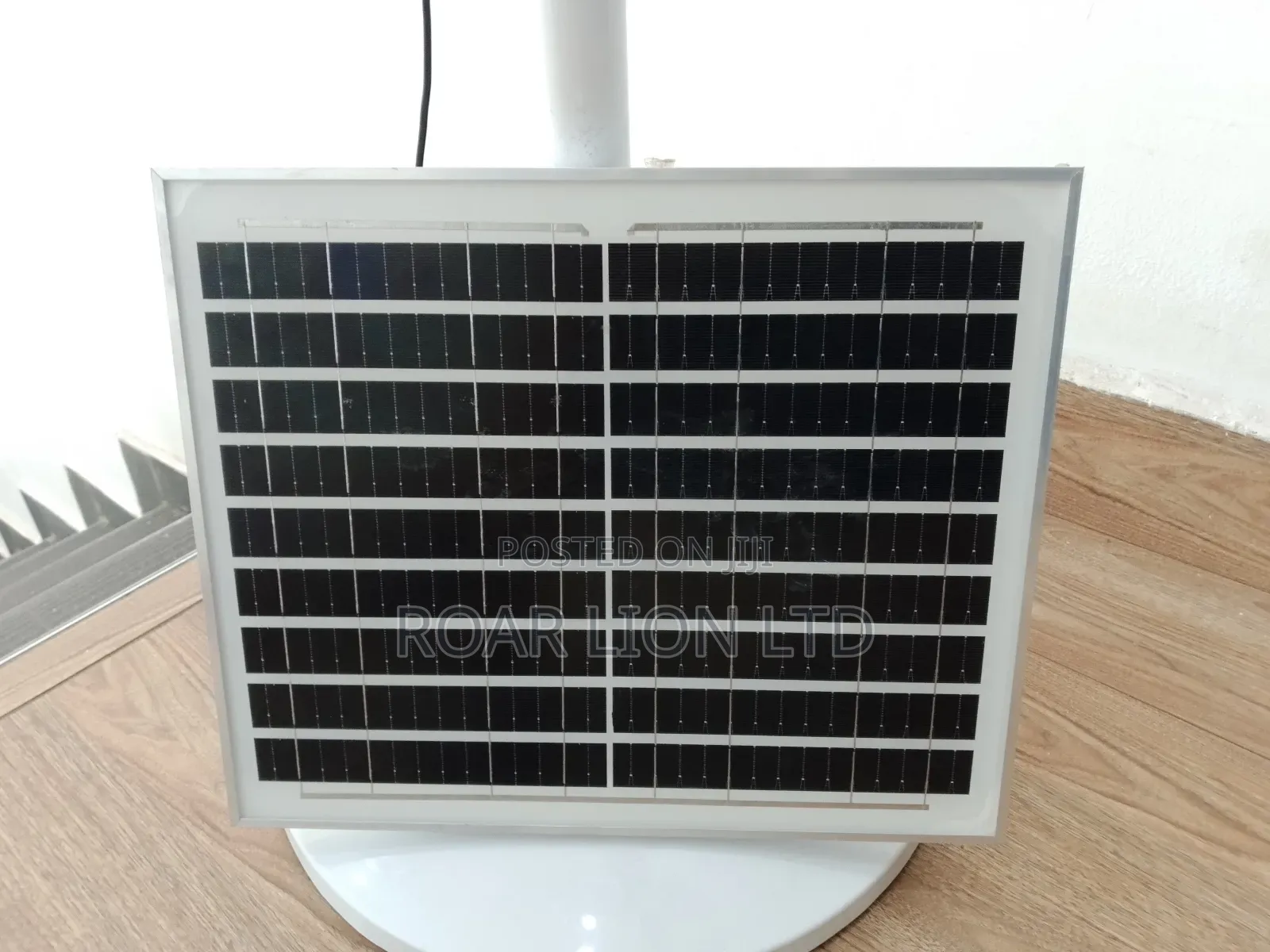 16inch Solar Rechargeable Fan With Panel